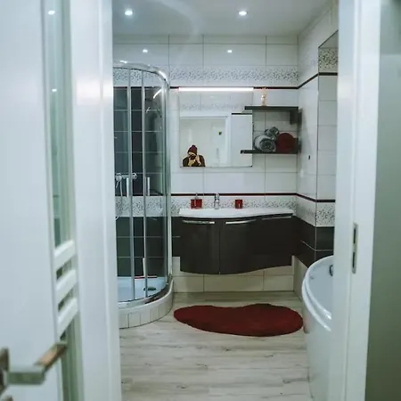 City Studio Apartment *